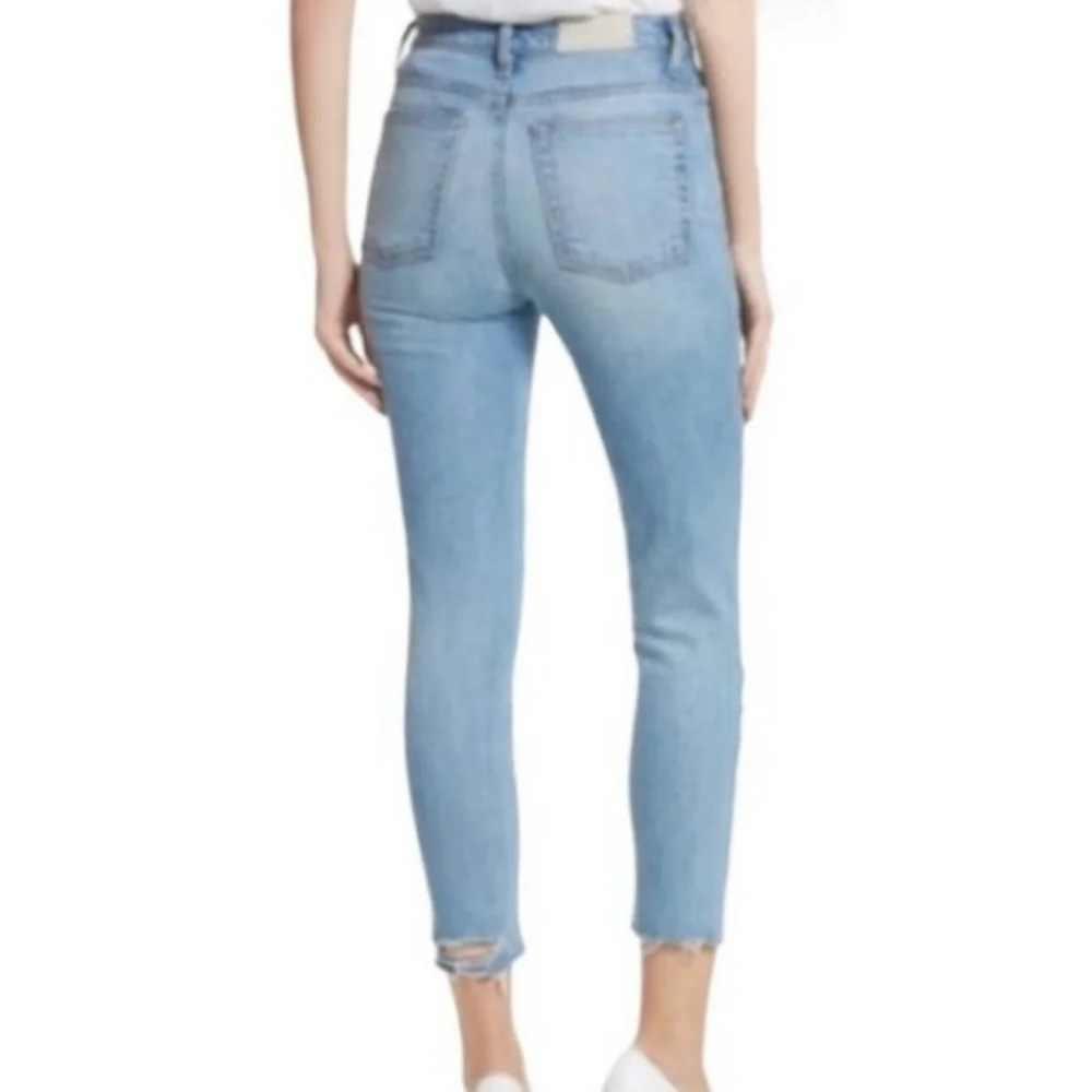 IRO • Genn Light Wash Distressed Chain Skinny Jeans